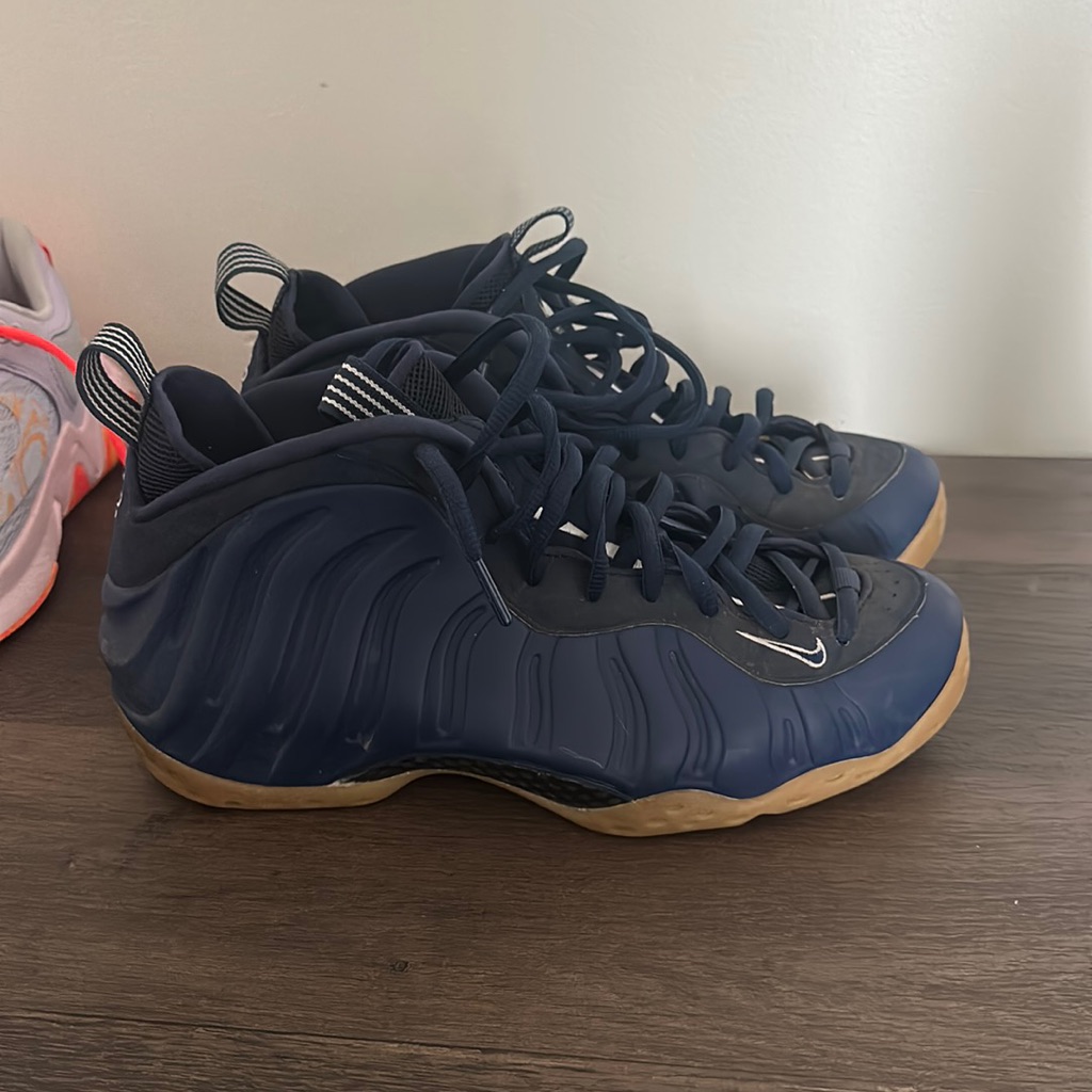 Nike Foams One Navy Gum They Go For 225 New But Of Course They Are Used